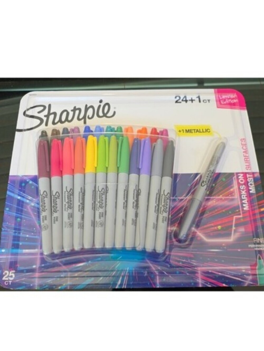 Sharpie Fine Point Color Permanent Markers-Pack of 25 (24 colors + 1 Metallic)